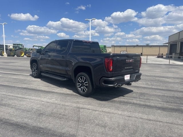 2022 GMC Sierra 1500 4WD Crew Cab Short Box AT4