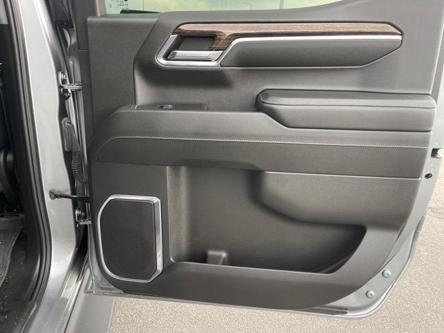 2024 GMC Sierra 1500 4WD Crew Cab Short Box Elevation with 3SB