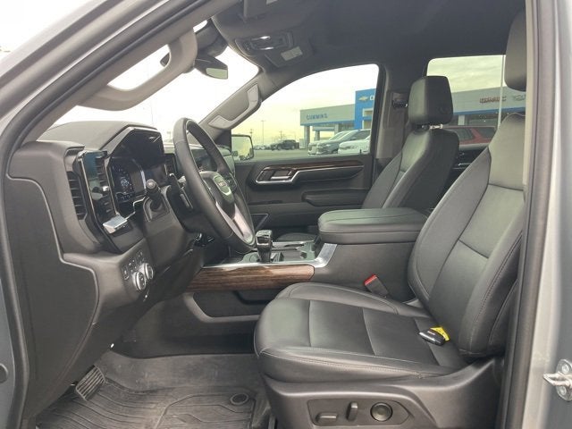 2024 GMC Sierra 1500 4WD Crew Cab Short Box Elevation with 3SB