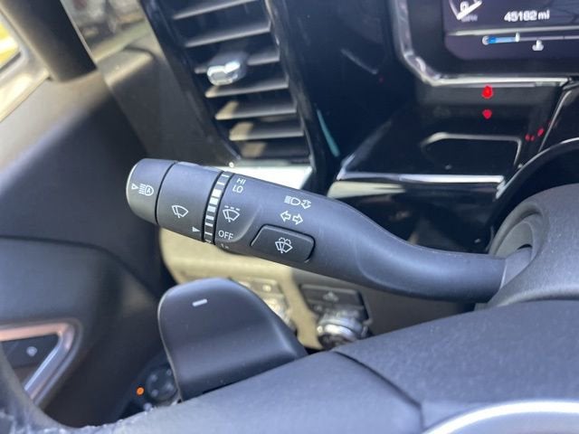 2023 GMC Sierra 1500 4WD Crew Cab Short Box Elevation with 3SB