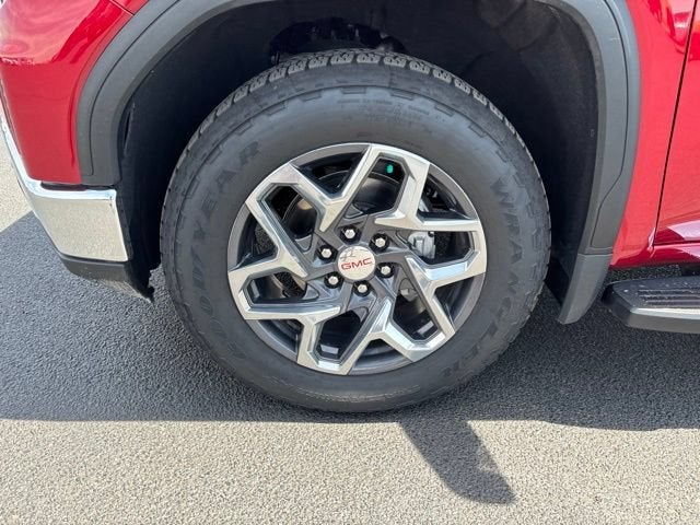 2022 GMC Sierra 1500 4WD Crew Cab Short Box SLT