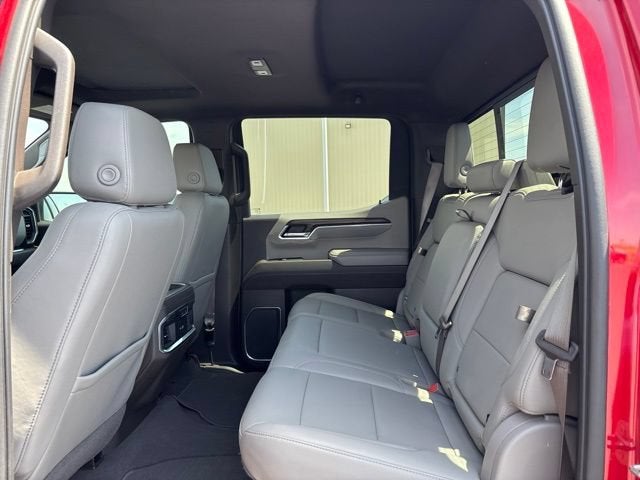 2022 GMC Sierra 1500 4WD Crew Cab Short Box SLT