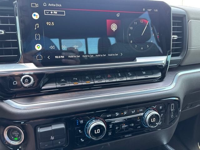2022 GMC Sierra 1500 4WD Crew Cab Short Box SLT