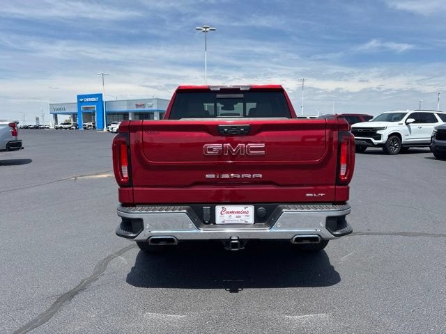 2022 GMC Sierra 1500 4WD Crew Cab Short Box SLT