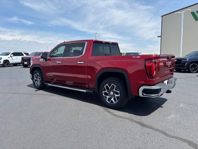 2022 GMC Sierra 1500 4WD Crew Cab Short Box SLT