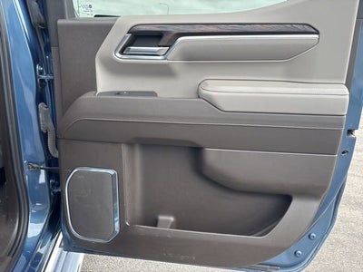 2024 GMC Sierra 1500 4WD Crew Cab Short Box SLT