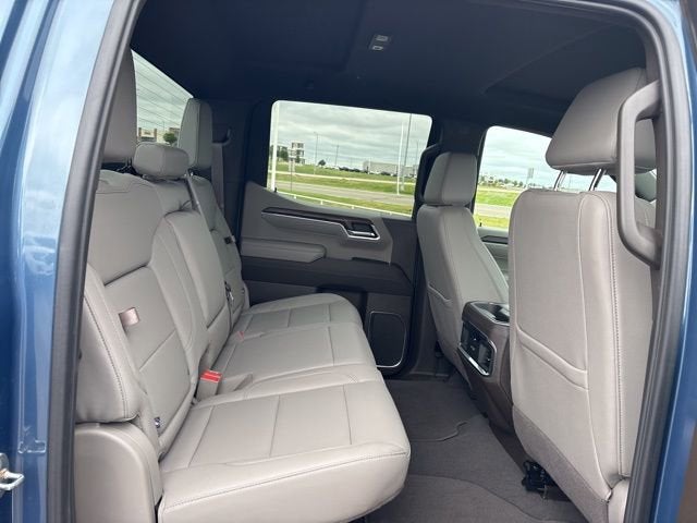 2024 GMC Sierra 1500 4WD Crew Cab Short Box SLT