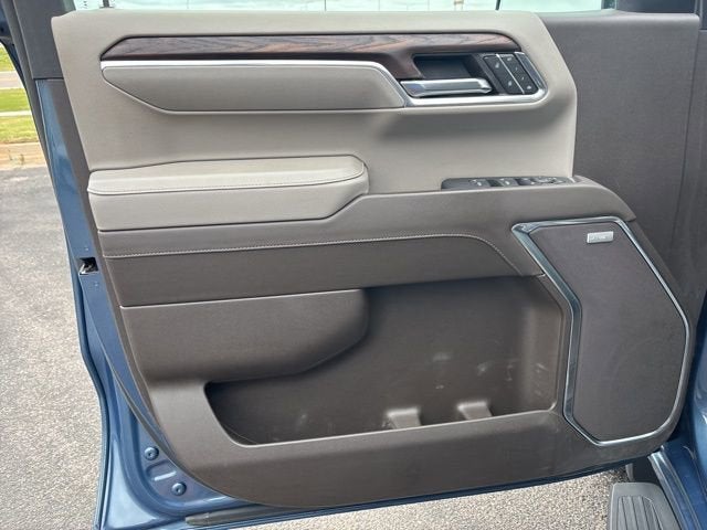 2024 GMC Sierra 1500 4WD Crew Cab Short Box SLT