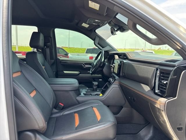 2023 GMC Sierra 1500 4WD Crew Cab Standard Box AT4