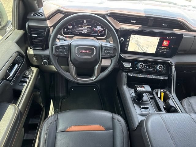 2023 GMC Sierra 1500 4WD Crew Cab Standard Box AT4
