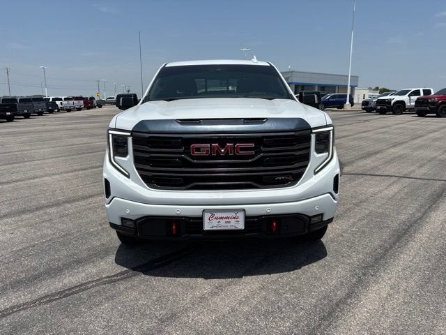 2023 GMC Sierra 1500 4WD Crew Cab Standard Box AT4