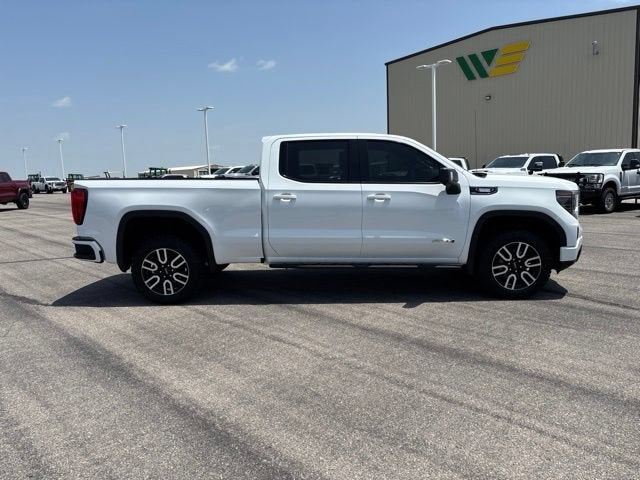 2023 GMC Sierra 1500 4WD Crew Cab Standard Box AT4