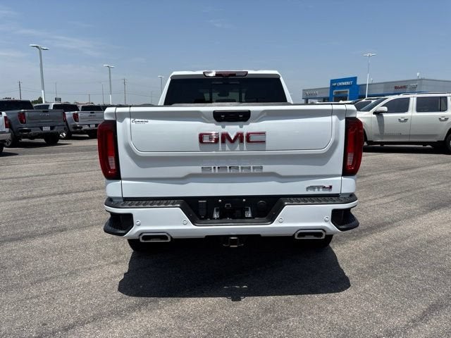 2023 GMC Sierra 1500 4WD Crew Cab Standard Box AT4