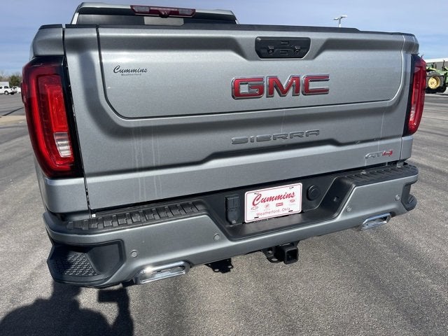 2023 GMC Sierra 1500 4WD Crew Cab Short Box AT4