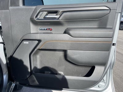 2023 GMC Sierra 1500 4WD Crew Cab Short Box AT4