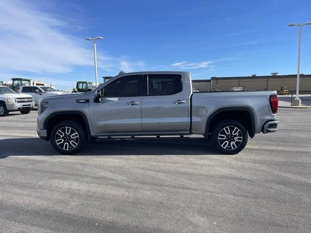2023 GMC Sierra 1500 4WD Crew Cab Short Box AT4