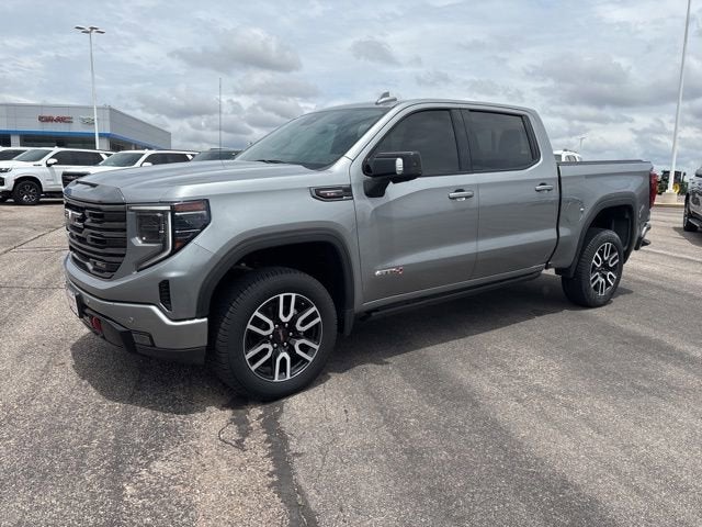 2023 GMC Sierra 1500 4WD Crew Cab Short Box AT4