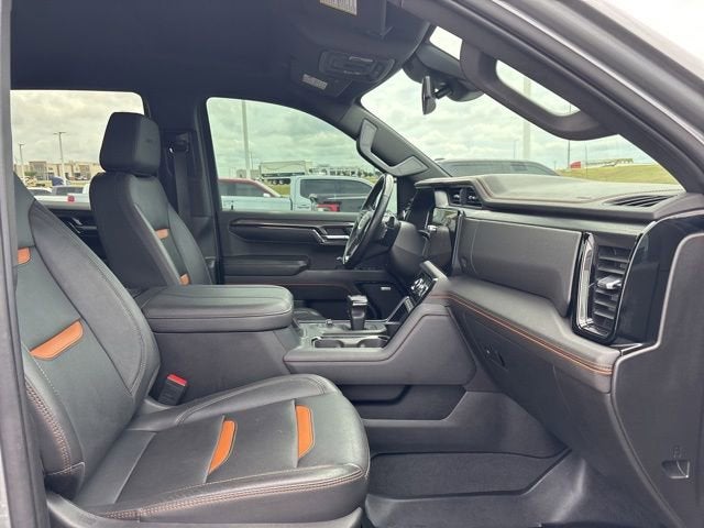 2023 GMC Sierra 1500 4WD Crew Cab Short Box AT4