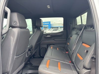 2023 GMC Sierra 1500 4WD Crew Cab Short Box AT4