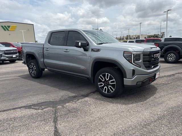 2023 GMC Sierra 1500 4WD Crew Cab Short Box AT4