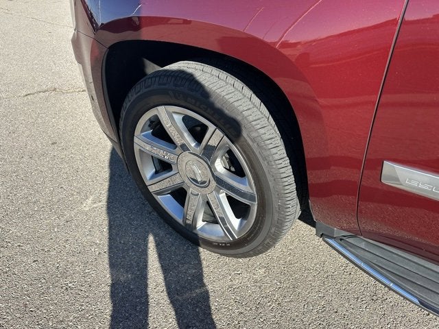 2019 Cadillac Escalade Luxury