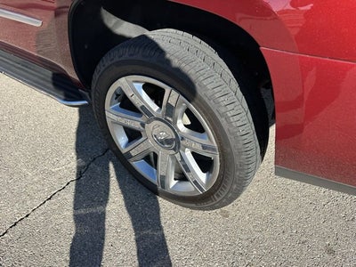 2019 Cadillac Escalade Luxury