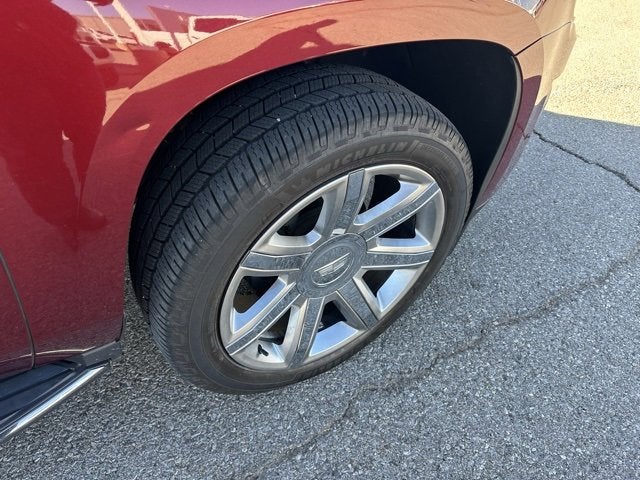 2019 Cadillac Escalade Luxury