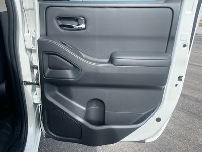 2024 Nissan Frontier Crew Cab SV 4x2