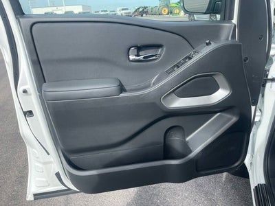 2024 Nissan Frontier Crew Cab SV 4x2