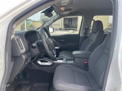 2024 Nissan Frontier Crew Cab SV 4x2