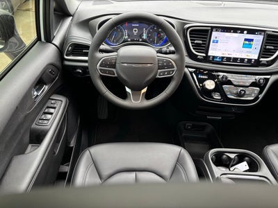 2027 Chrysler Pacifica PACIFICA SELECT