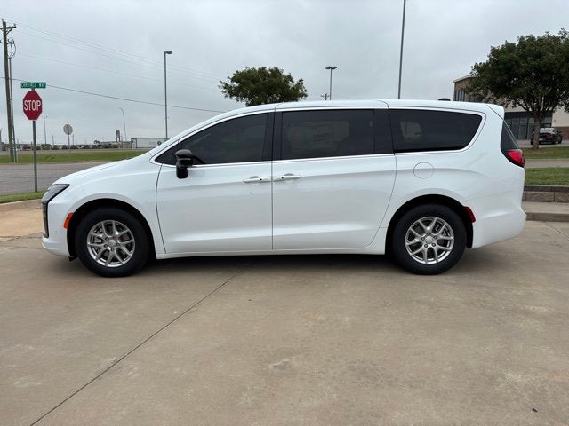 2027 Chrysler Pacifica PACIFICA SELECT