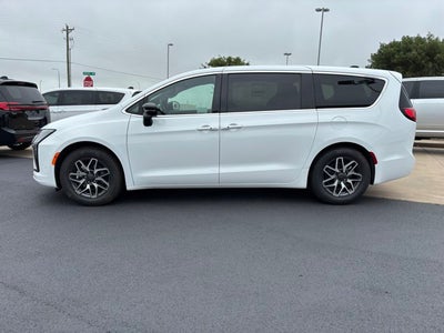 2027 Chrysler Pacifica PACIFICA LIMITED
