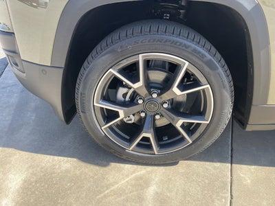 2026 Jeep Cherokee Overland