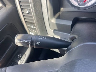 2022 RAM 3500 Tradesman Crew Cab 4x4 8' Box