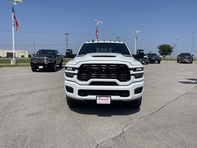 2026 RAM Ram 2500 RAM 2500 BLACK EXPRESS CREW CAB 4X4 6'4' BOX