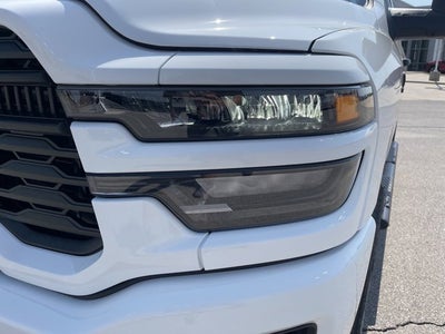 2026 RAM Ram 2500 RAM 2500 BLACK EXPRESS CREW CAB 4X4 6'4' BOX