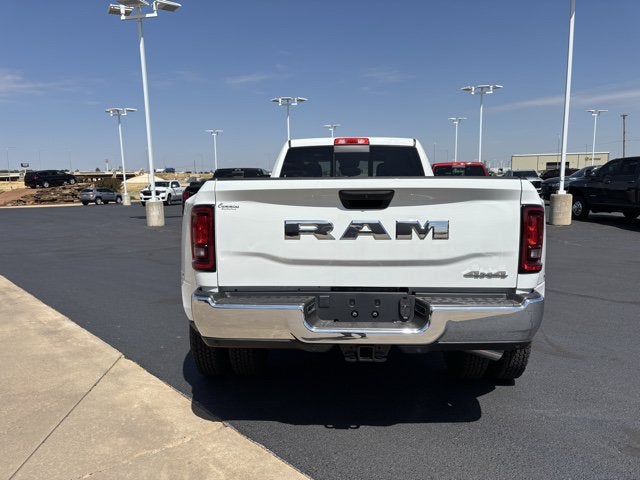 2026 RAM Ram 3500 RAM 3500 TRADESMAN CREW CAB 4X4 8' BOX