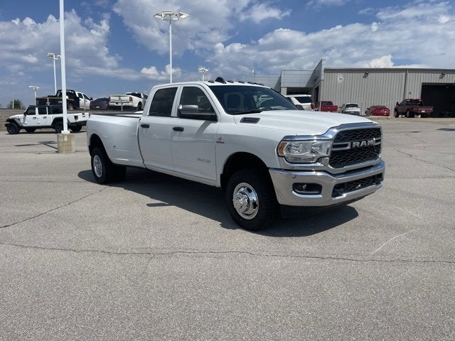 2021 RAM 3500 Tradesman Crew Cab 4x4 8' Box