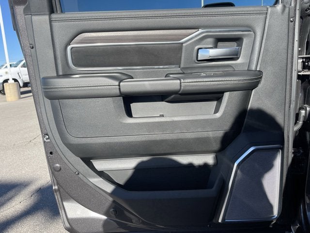 2026 RAM Ram 3500 RAM 3500 LARAMIE CREW CAB 4X4 8' BOX