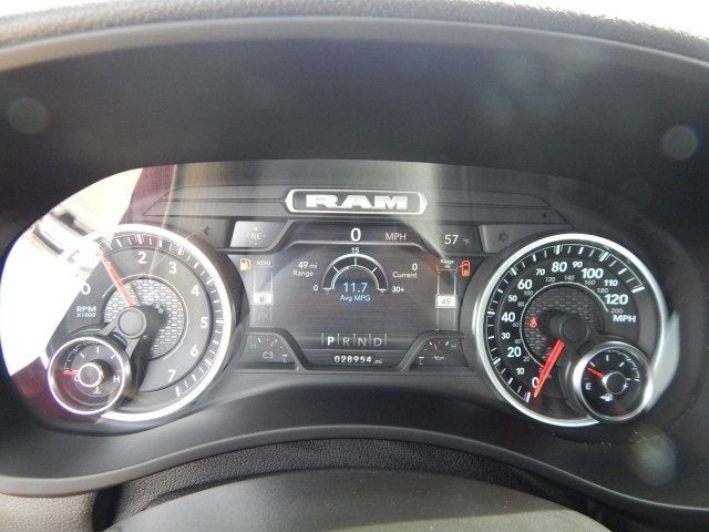 2022 RAM 2500 Tradesman Regular Cab 4x4 8' Box