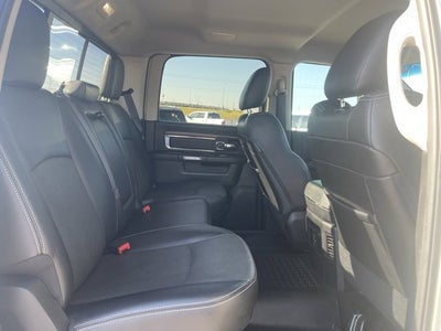 2017 RAM 2500 Laramie Crew Cab 4x4 6'4' Box