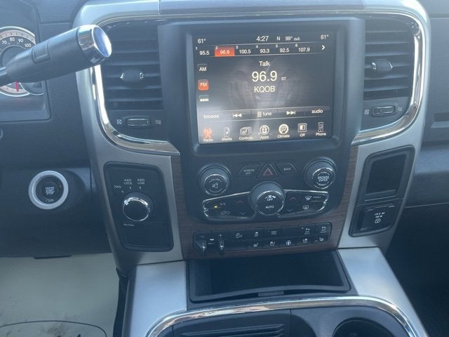 2017 RAM 2500 Laramie Crew Cab 4x4 6'4' Box