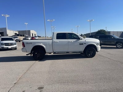 2017 RAM 2500 Laramie Crew Cab 4x4 6'4' Box