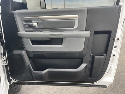 2014 RAM 3500 Chassis Tradesman/SLT