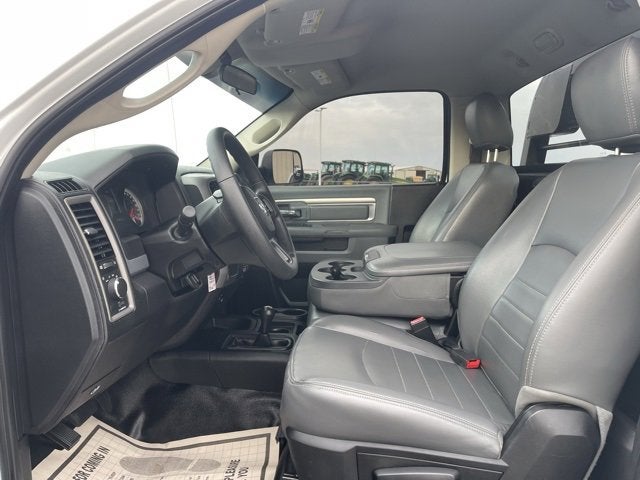 2014 RAM 3500 Chassis Tradesman/SLT