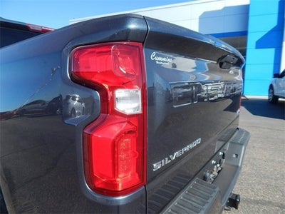 2021 Chevrolet Silverado 1500 4WD Crew Cab Short Bed RST