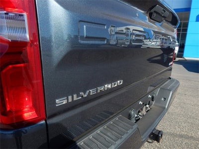2021 Chevrolet Silverado 1500 4WD Crew Cab Short Bed RST