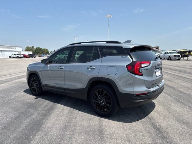 2024 GMC Terrain FWD SLT