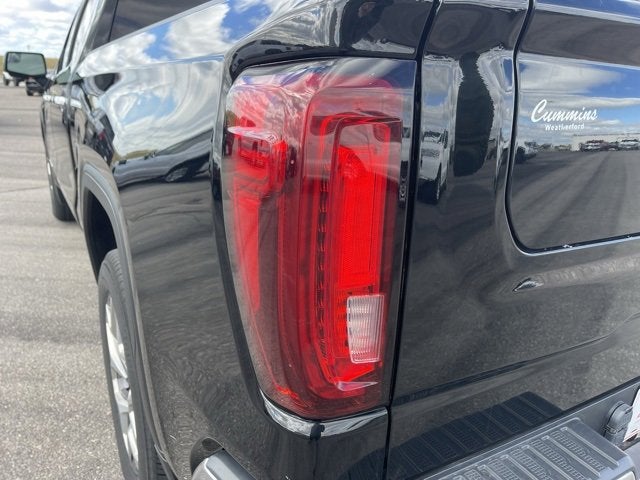 2022 GMC Sierra 1500 2WD Crew Cab Short Box SLT